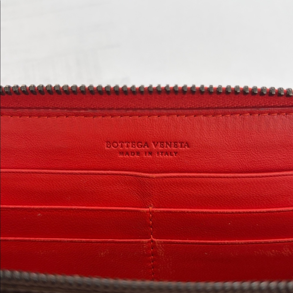 SOLD: Bottega Red Woven Zip-Around Wallet - Picture 7 of 12